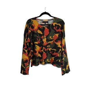 Love at First Find Multicolor Orange Green Camo Pullover Sweater Womens Size L